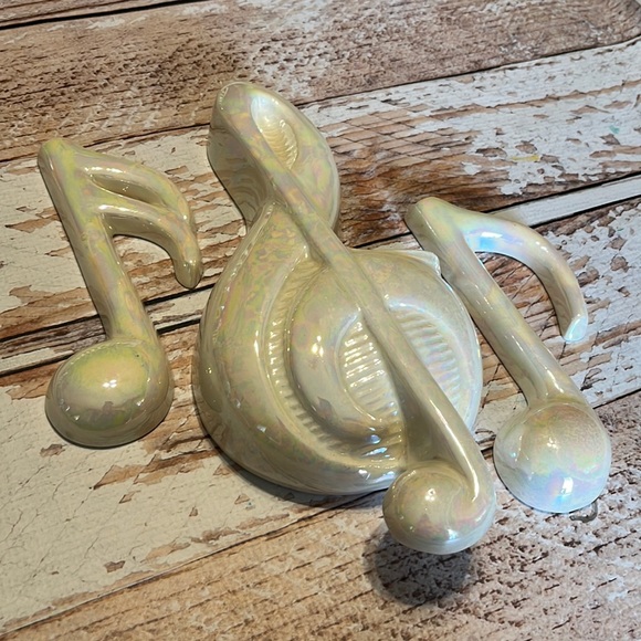 Translucent Music Notes - Picture 3 of 6